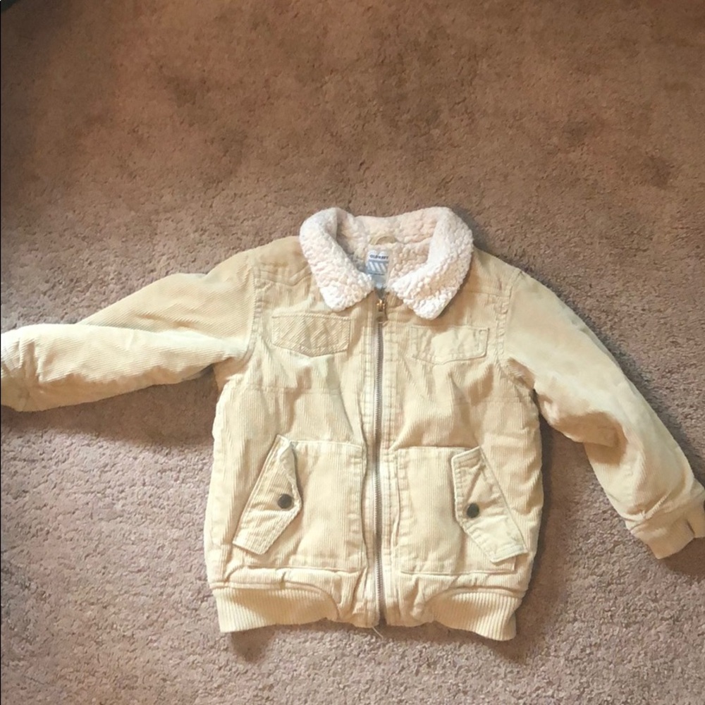 Old Navy Boys Winter Coat (5T)